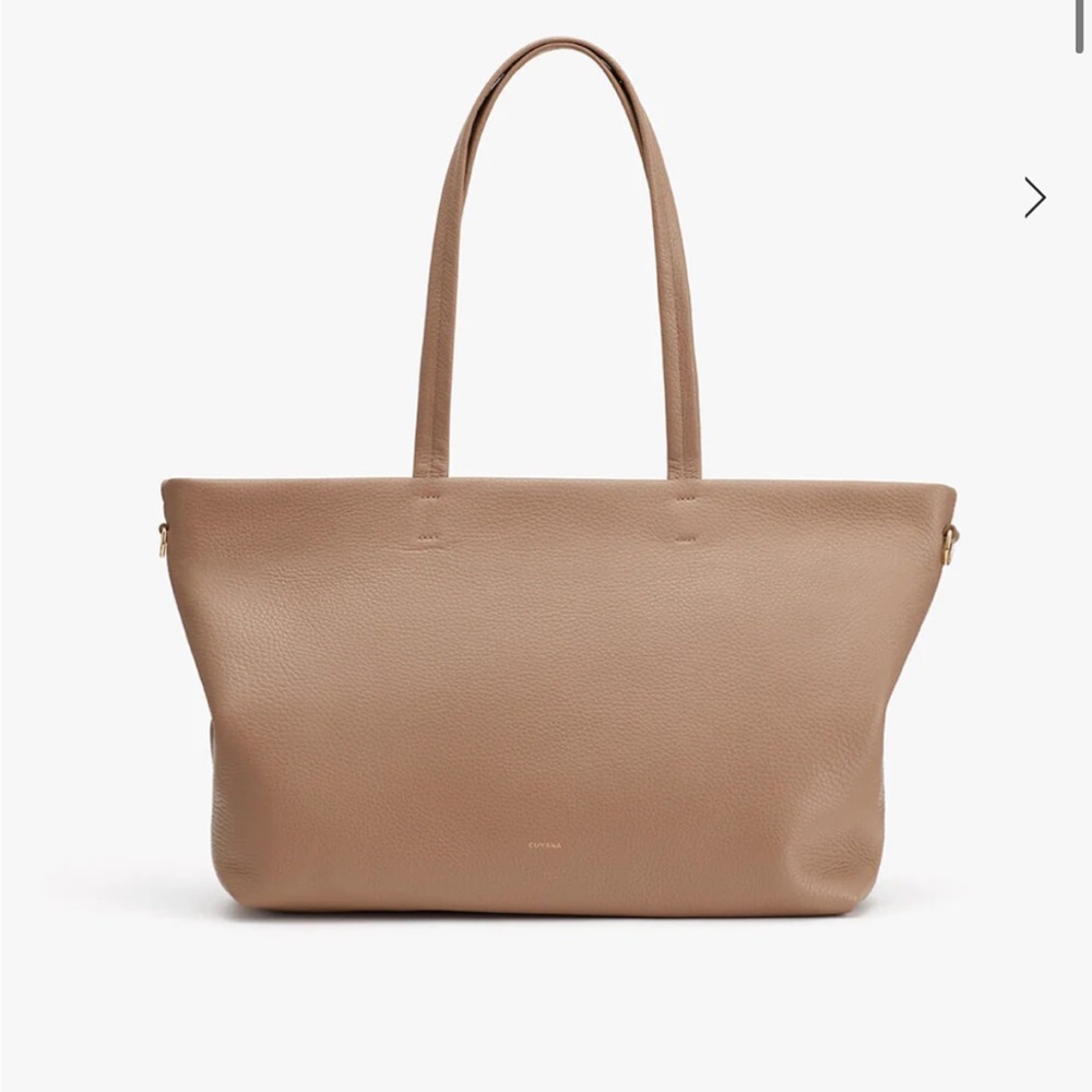 Cuyana Small Easy Zipper Tote Cappuccino